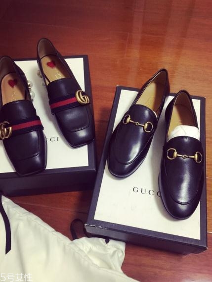 gucci鞋子一般多少錢(qián)？風(fēng)靡時(shí)尚界的潮流經(jīng)典