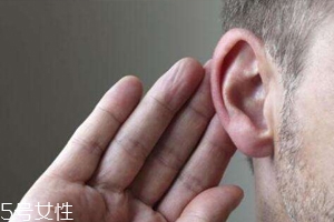 耳屎過多的真相是什么？有可能是咽喉發炎了