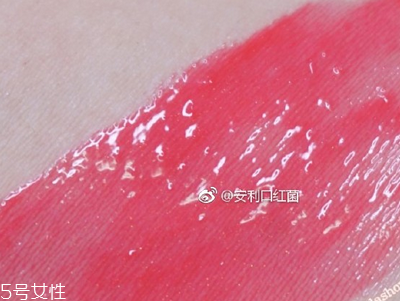 香奈兒唇釉738好看嗎？香奈兒唇釉738試色