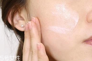 面霜有哪些涂抹方法？有些不適合點涂