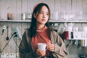 絲白祛斑軟膏多久見效？三個療程效果更佳