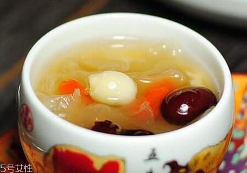 銀耳紅棗湯哺乳期能喝嗎？有著很多好處