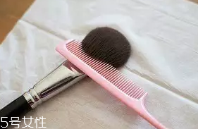 化妝刷怎么挑選？9種化妝刷全解析