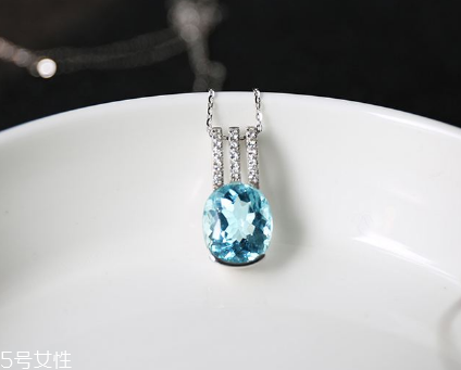 海藍寶石一克拉多少錢？沉著勇敢的象征
