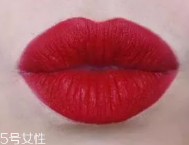 唇膏出水是變質了嗎？只是高溫熱出汗