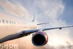 發型噴霧能帶上飛機嗎？不超過100ml就行