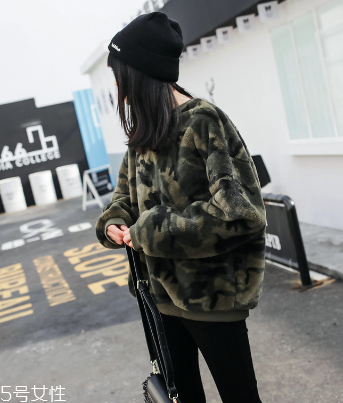 冬天衛衣怎么穿更時髦？小心機教你把衛衣穿出時尚感