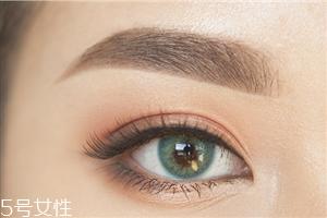 如何化妝使眼睛變大？落日線放大雙眼