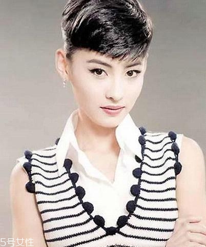 奧黛麗赫本妝容怎么畫教程 時代經典復古妝容