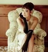 奧黛麗赫本妝容怎么畫教程 時代經典復古妝容