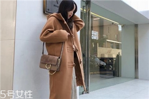 大衣上的霉點怎么去除？這樣做霉點輕松去除