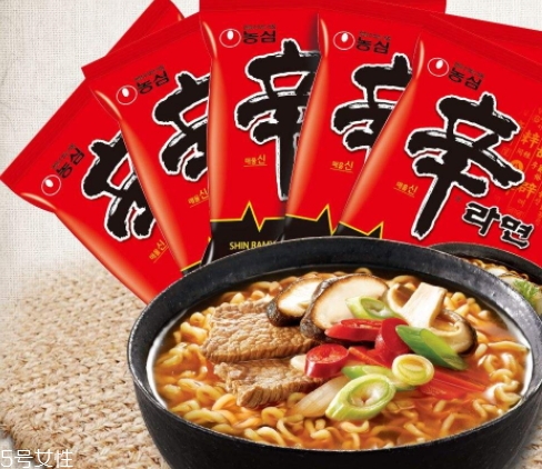 辛拉面哪種口味最好吃？農(nóng)心辛拉面八個(gè)口味評(píng)測(cè)