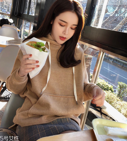 衛(wèi)衣洗了會(huì)縮水嗎？不同面料區(qū)別對待
