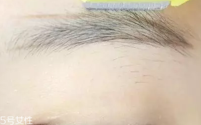 自然不做作的毛流眉怎么畫？紋理清晰有弧度