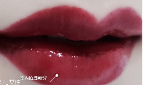 迪奧漆光唇釉哪個(gè)好看？讓妝效更持久