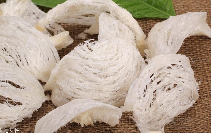 燉燕窩化水了還有營養嗎 燉的時間不能太長