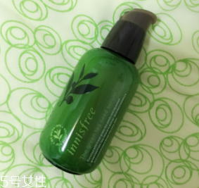 油性肌膚適合用什么品牌的護膚品？這6款產品拯救大油田
