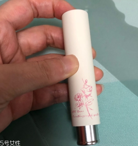 潤唇膏孕婦能用嗎？建議使用孕婦專用唇膏