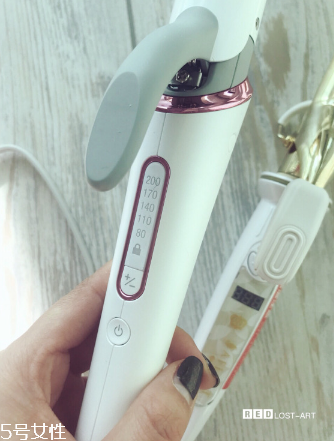 小泉成器陶瓷卷發棒好用嗎？好用的發型工具卷發棒