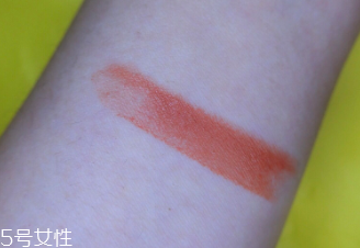 冬天護膚用霜還是乳？6款適合冬天用的護膚品推薦