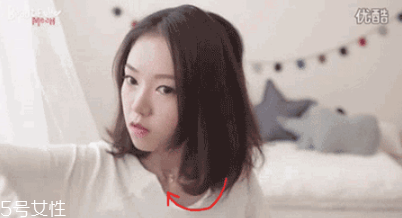 短發發尾外翻的發型怎么弄？誰弄誰美