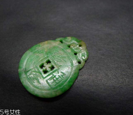 翡翠冰種和糯種哪個好？原來有這么大的區(qū)別