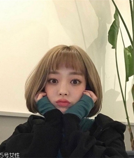 圓臉妹子適合什么發型？短發更能突顯氣質