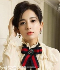 短發發尾外翻的發型怎么弄？誰弄誰美