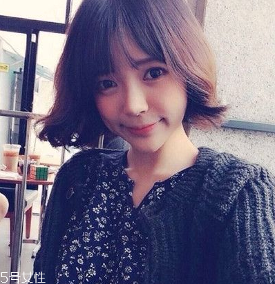 短發卷發怎么弄好看？裴秀智發型同款get
