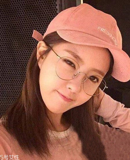 齊肩發怎么燙好看？女生發型設計與臉形搭配