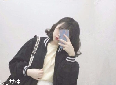 短發卷發怎么弄好看？裴秀智發型同款get