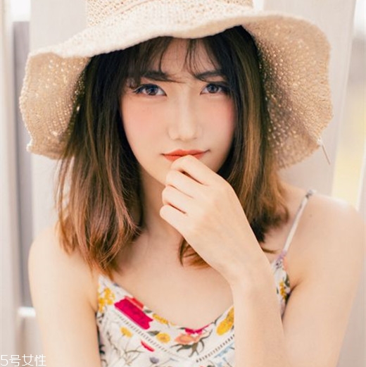 齊肩發怎么燙好看？女生發型設計與臉形搭配