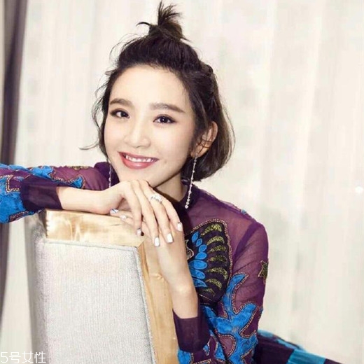 短發適合扎什么發型？剪短發這么好看