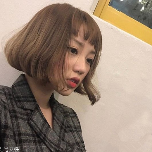 二次元劉海適合什么發(fā)型？讓你個性十足