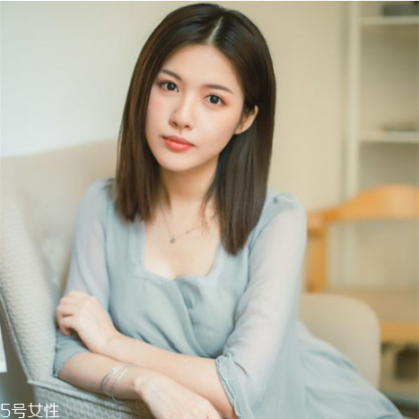 齊肩直發染什么顏色好看？簡單好看的齊肩發扎法