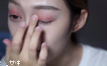 微醺桃花妝怎么化妝？簡單步驟滿足爆棚少女心