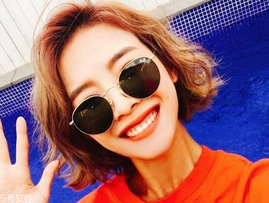 矮個子女生什么發型顯高？換個發型瞬間百變