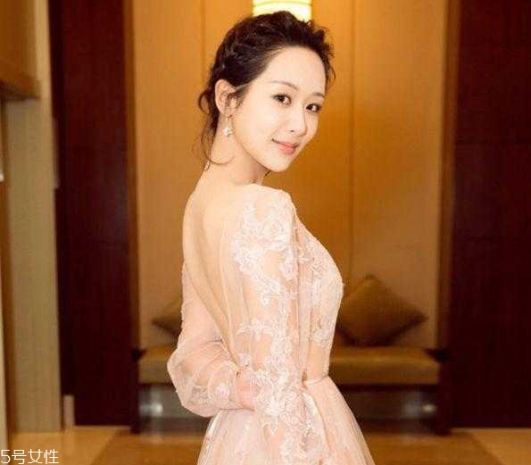 矮個子女生什么發型顯高？換個發型瞬間百變