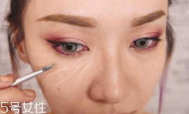 如何打造完美底妝？5步拯救手殘星人