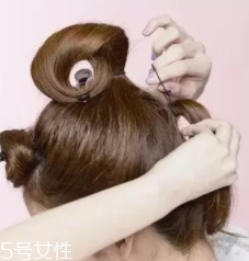 馬尾怎么扎顯臉小？馬尾位置越高越精神