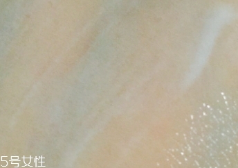 雅詩蘭黛乳液怎么樣？滋潤保濕的秘密