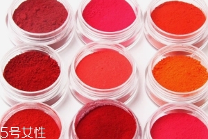 口紅粉怎么用？口紅色粉手工diy