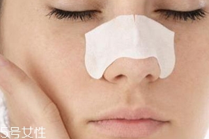 去黑頭面膜多久用一次？撕拉式和泥質頻次不同