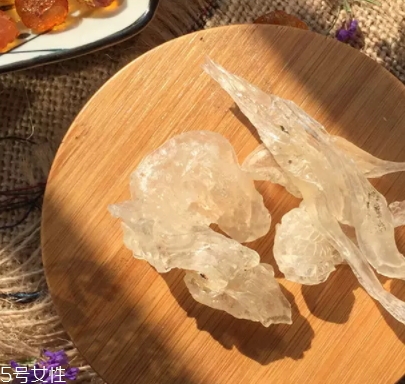 雪燕可以用熱水泡發嗎？熱水vs冷水