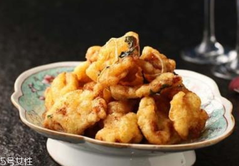 鍋包肉和糖醋里脊的區別 屬于不同的菜系