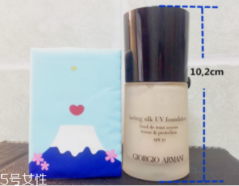 阿瑪尼粉底液脫妝嗎？4小時(shí)后要補(bǔ)妝