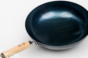 章丘鐵鍋怎么開鍋？臻三環鐵鍋開鍋教程