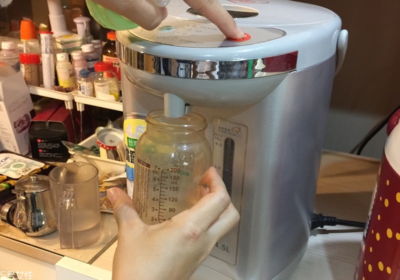 水解奶粉和普通奶粉的區別 奶粉迷思全解析
