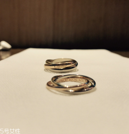 卡地亞是什么金？不同款式材質不同