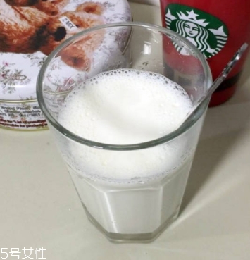 藍(lán)胖子奶粉怎么開？根據(jù)需求選擇開口